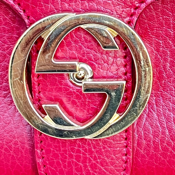 Gucci Calfskin Interlocking G Shoulder bag - Picture 8 of 16